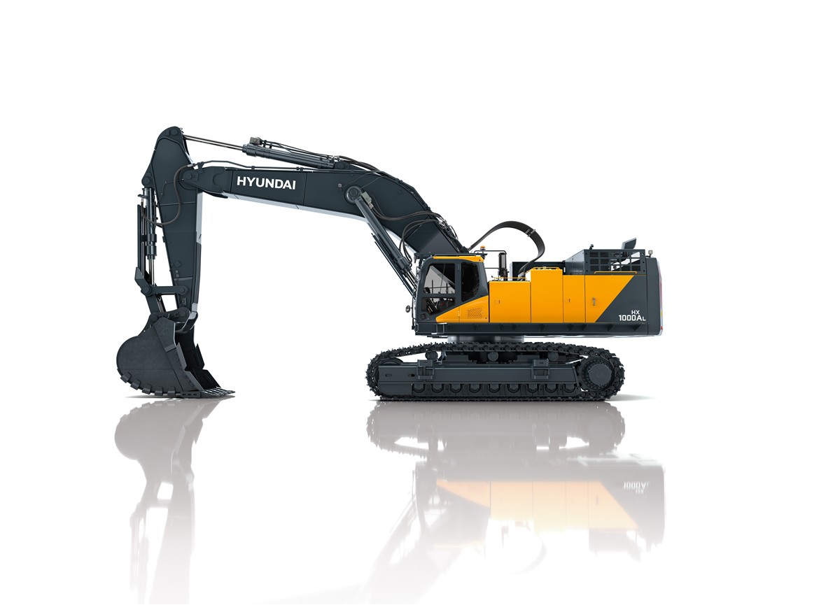 Maak kennis met de HD Hyundai HX1000A L, een nieuwe rupsgraafmachine uit de A-serie, ontworpen voor hoge prestaties tegen lage eigendomskosten. Deze machine is uitgerust met een nieuwe Perkins-motor en de krachtigste in zijn klasse en samen met het hoogste totale hydraulische debiet levert hij ongeëvenaarde prestaties en een ongelooflijke brandstofzuinigheid. Voor superieure veelzijdigheid kunt u de machine met geavanceerde technologieën aanpassen aan uw werkomstandigheden met verschillende vermogens- en werkmodi, plus een giek- en zwenkprioriteit. De HX1000A L is echt klaar voor de uitdaging.